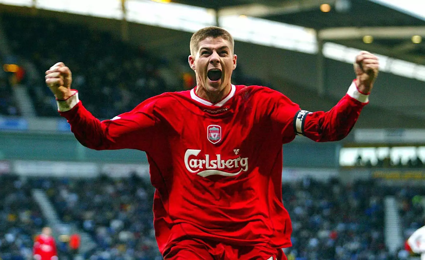 Steven Gerrard in action for Liverpool in 2004 (Credit:Getty)