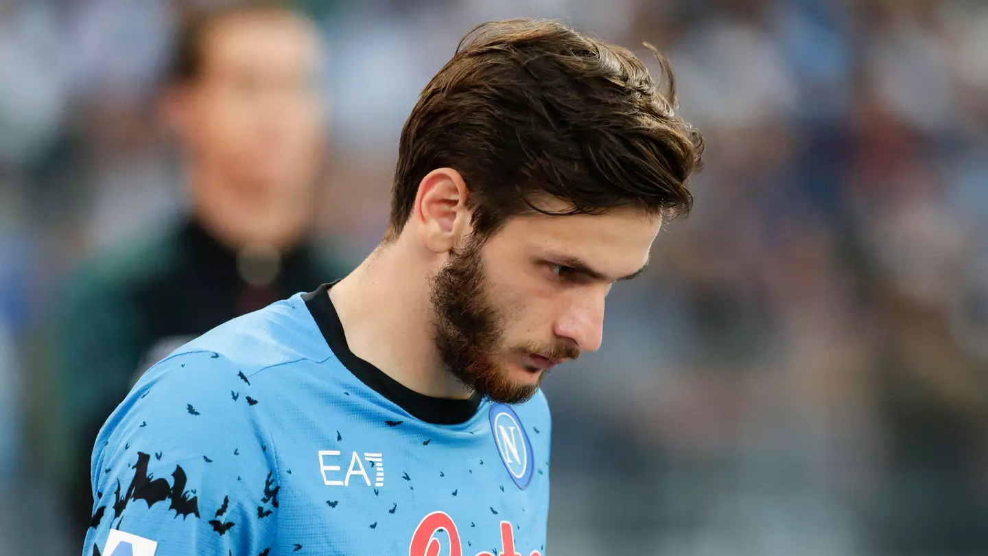 Manchester City fans explode with excitement as fresh transfer story links club to Khvicha Kvaratskhelia