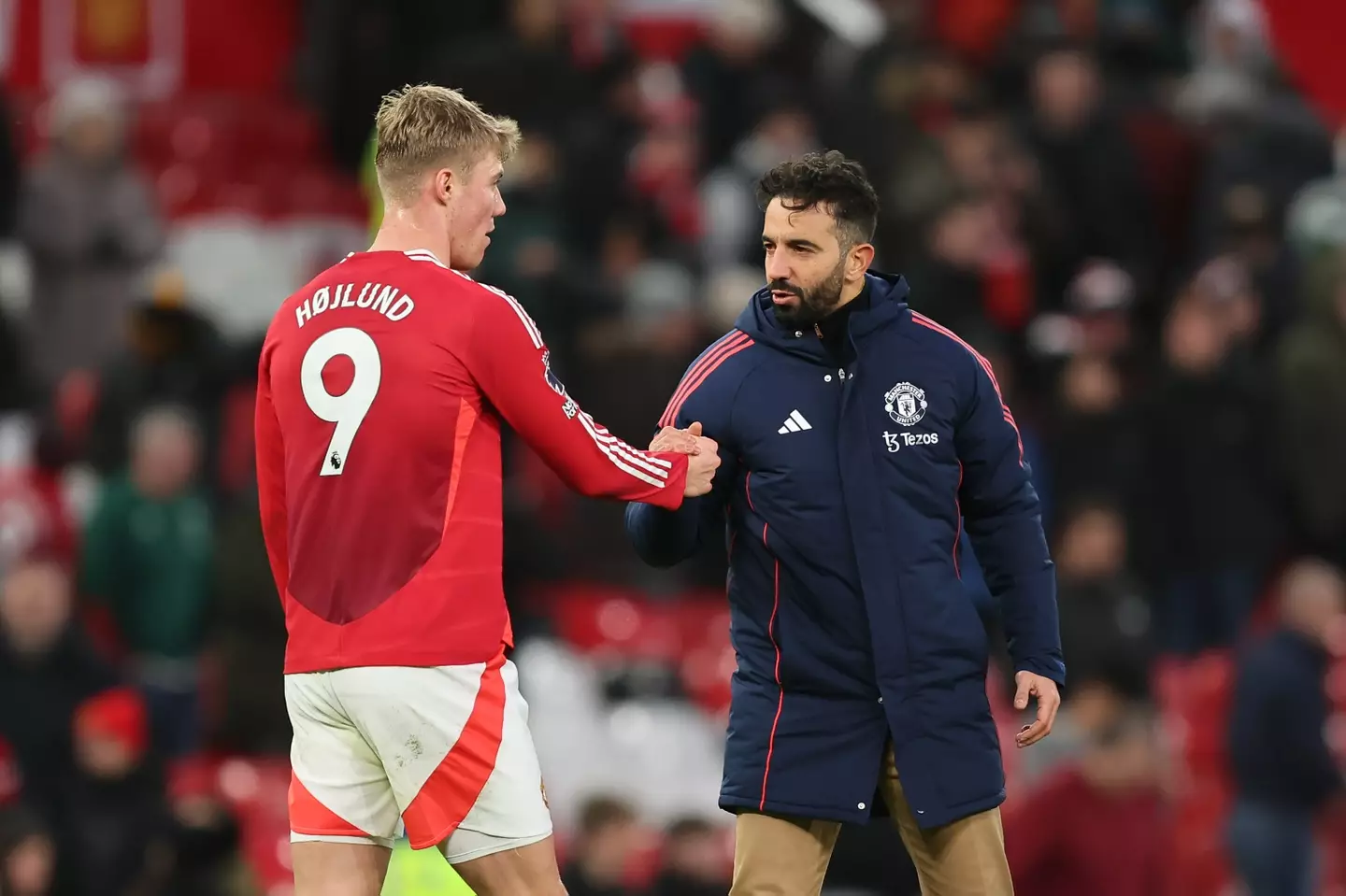 Tin chuyển nhượng trưa 7/2: Ruben Amorim nhận cảnh báo sa thải; Rasmus Hojlund rời Man Utd hè 2025