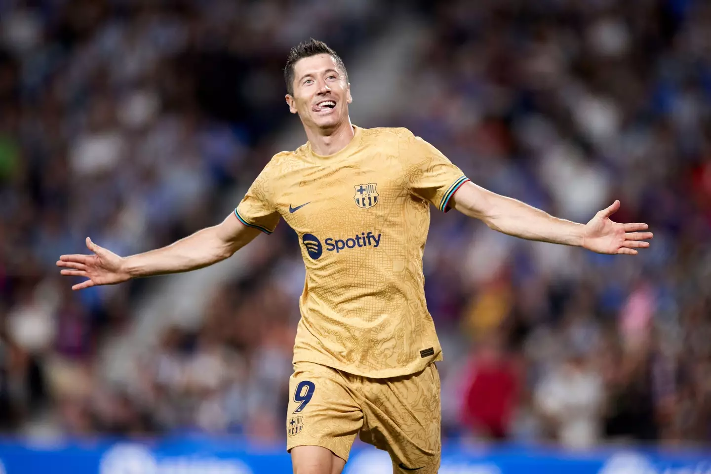 Can Lewandowski lead Barcelona to glory? Image: Alamy