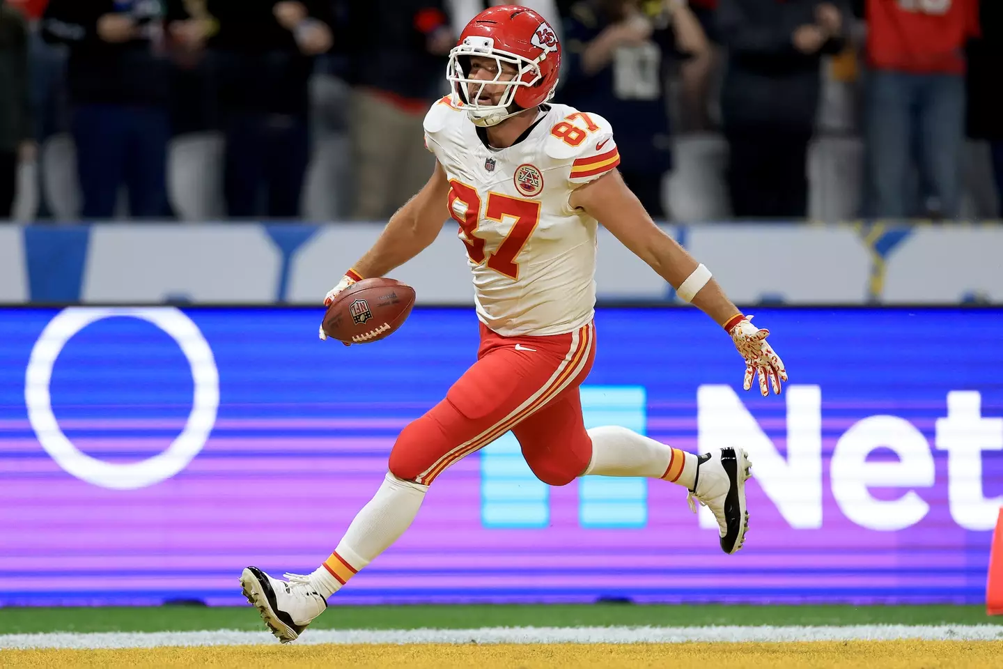 Travis Kelce playing for the Kansas City Chiefs. Image: Buda Mendes / Staff via Getty