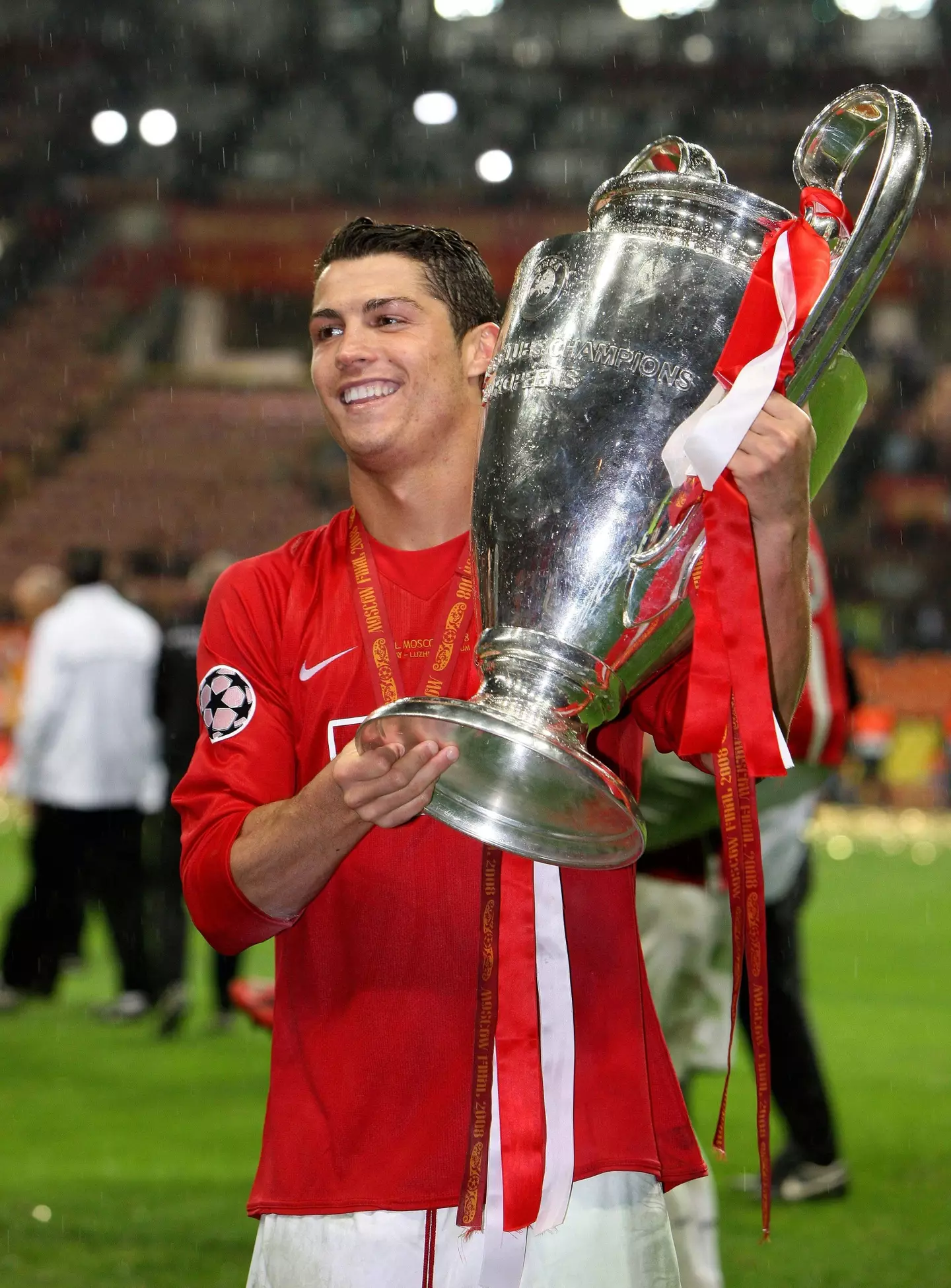 Cristiano Ronaldo lifts the Champions League with Manchester United in 2008 (Alamy)