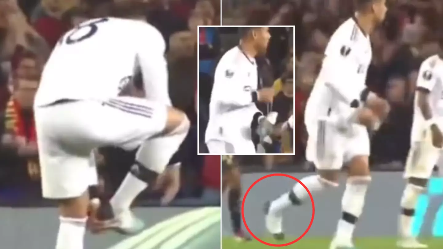 Viral video of Casemiro playing WITHOUT his boot has Man United fans hailing his elite mentality