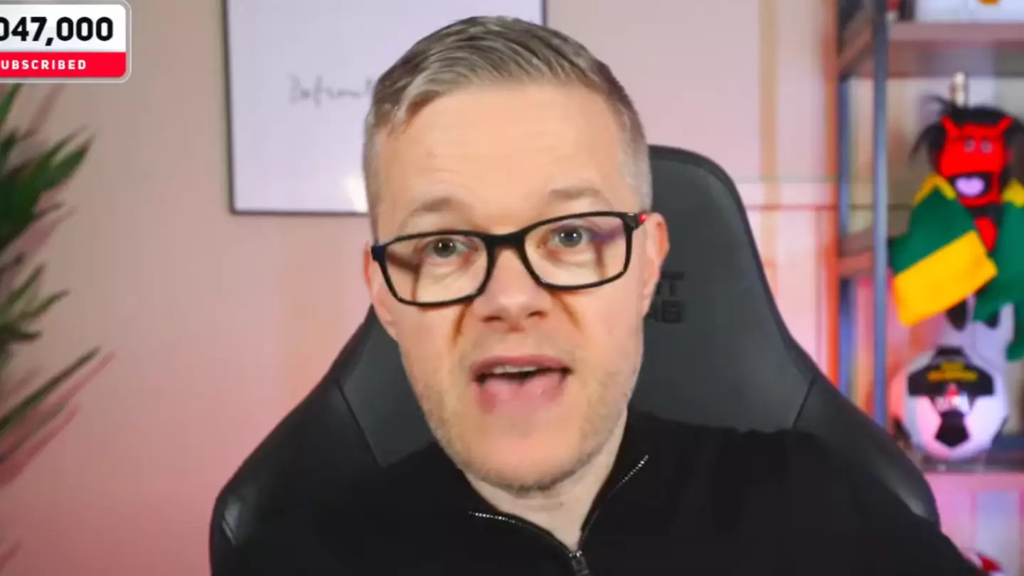 Mark Goldbridge gives savage 15-word response after Man Utd unveil 'circus tent' design for new stadium