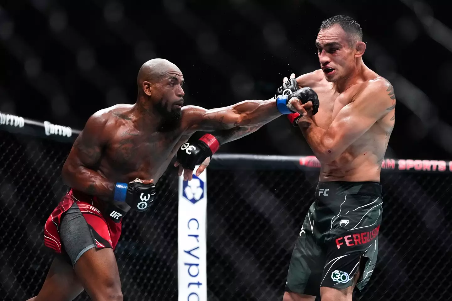 Tony Ferguson during his bout against Bobby Green at UFC 291. Image: Getty
