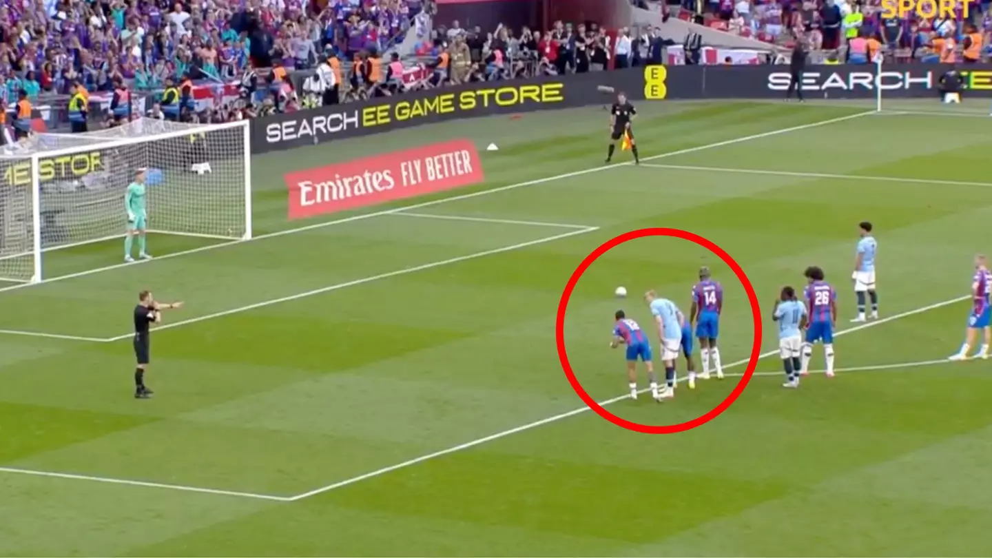 Fans say the same thing about Erling Haaland as they spot what he did before and after Man City penalty