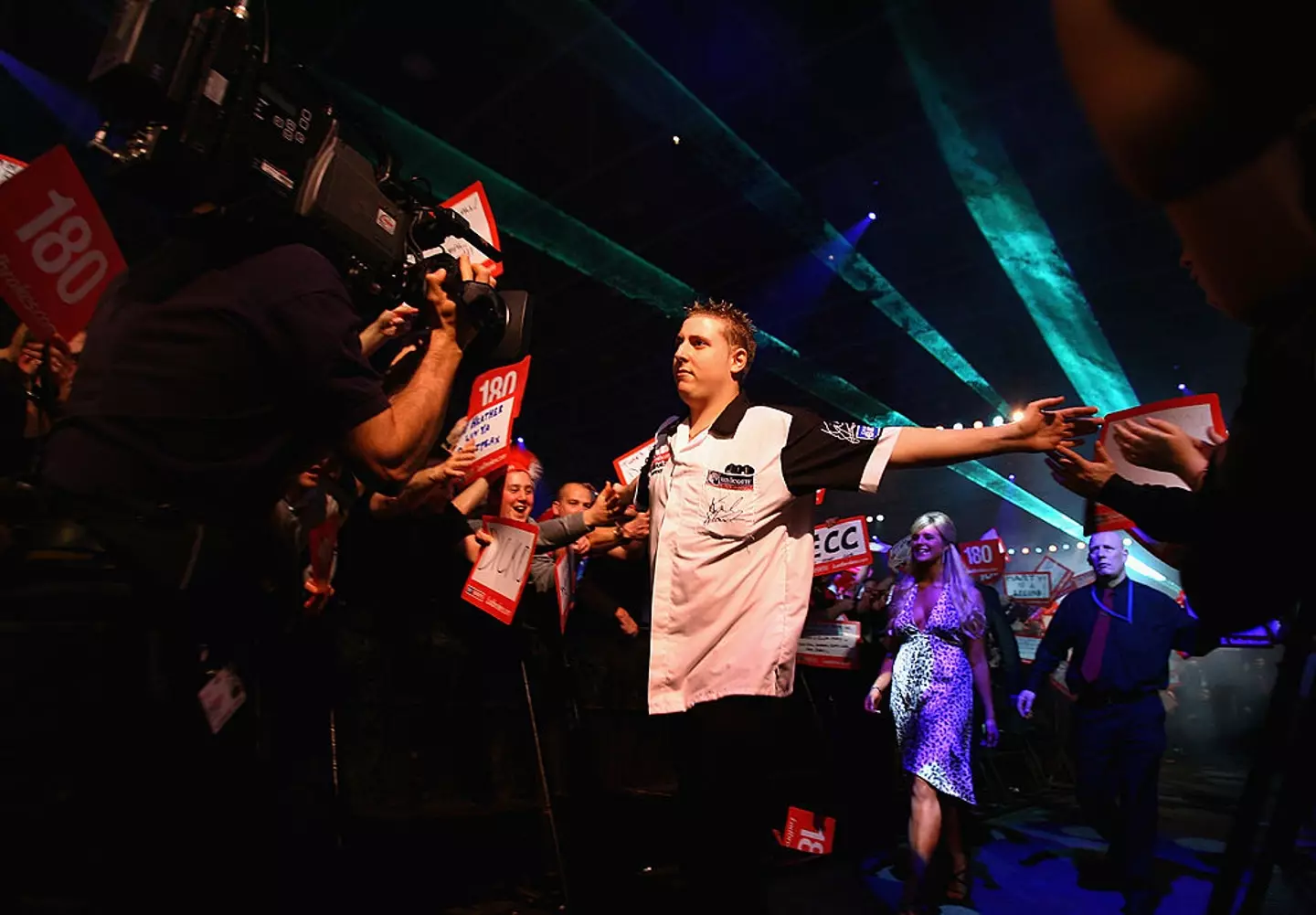 Kirk Shepherd walks to the stage during the 2008 World Darts Championship (Image: Getty)