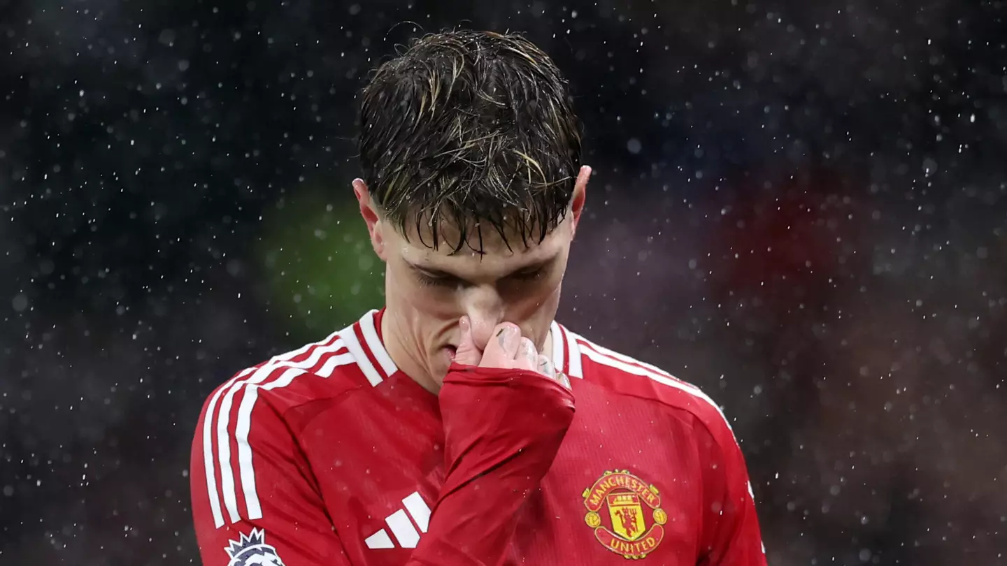 Alejandro Garnacho posts four-word comment on social media after angry reaction to Man Utd substitution