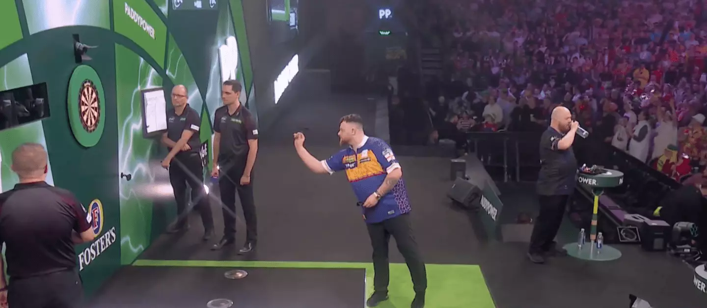 Two white circles are visible on the oche during the World Darts Championship (Image: PDC/Sky Sports)