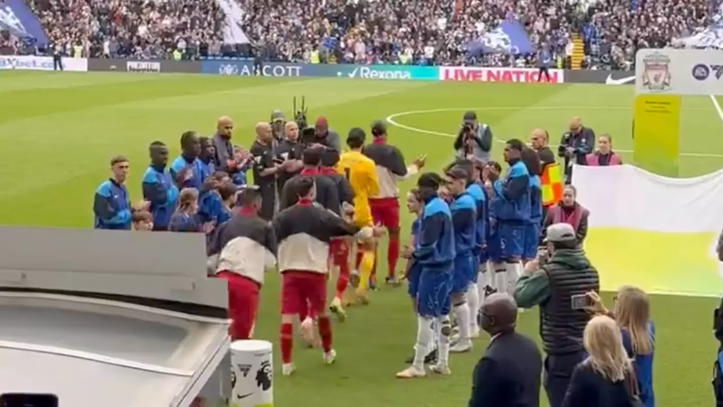 Liverpool fans left fuming with ONE Chelsea player after spotting what he did during guard of honour