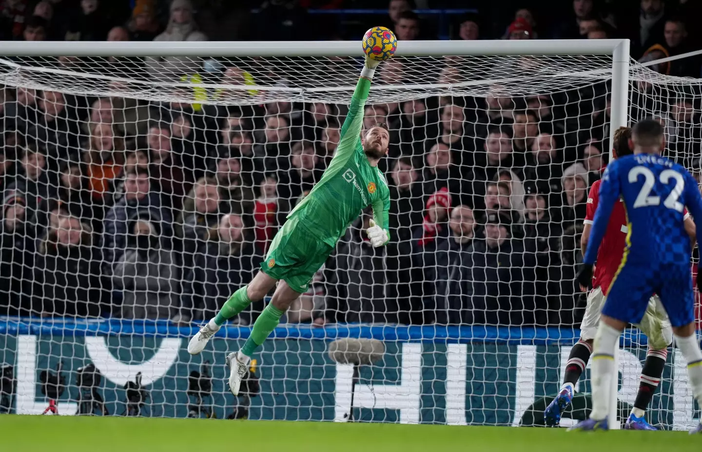 David de Gea often makes fantastic saves while in goal for Manchester United. (Alamy)