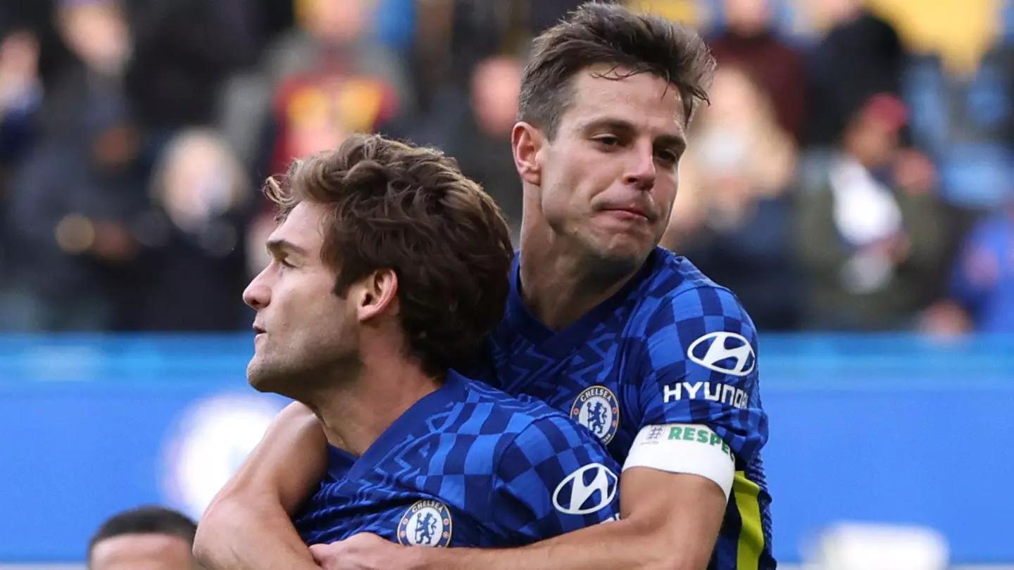 Chelsea's Marcos Alonso celebrates scoring their second goal with Cesar Azpilicueta. (Alamy)