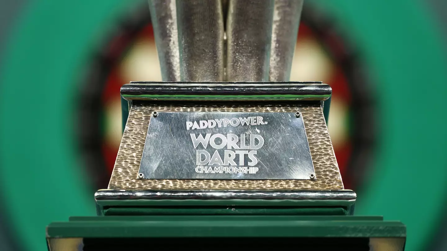 Darts Star Can’t Join Premier League Even if He Wins World Championship