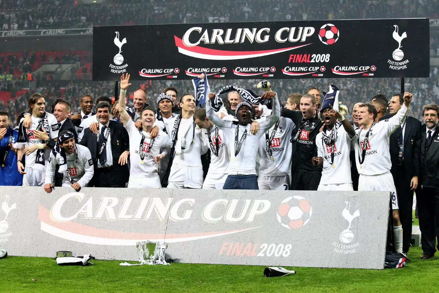 Spurs with their most recent trophy. Image: Alamy