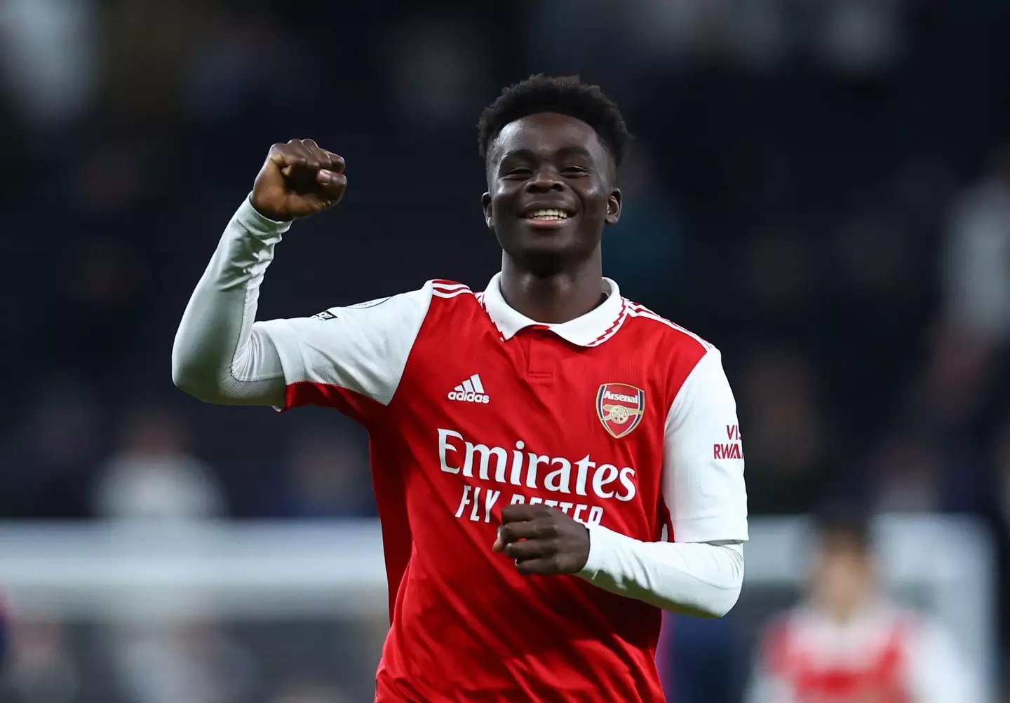 Arsenal star Bukayo Saka celebrates (
