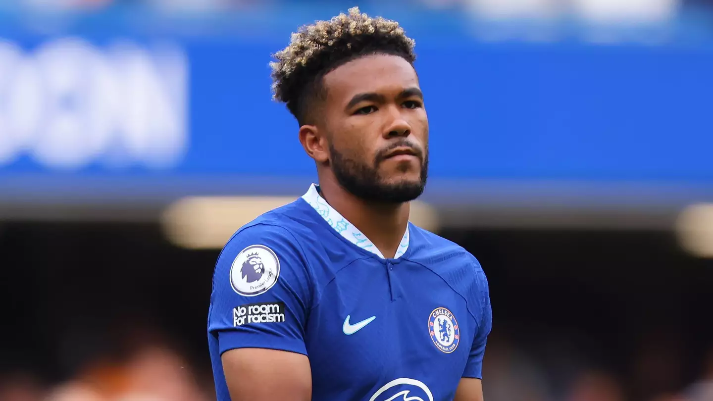 Reece James applauds the Chelsea fans. (Alamy)