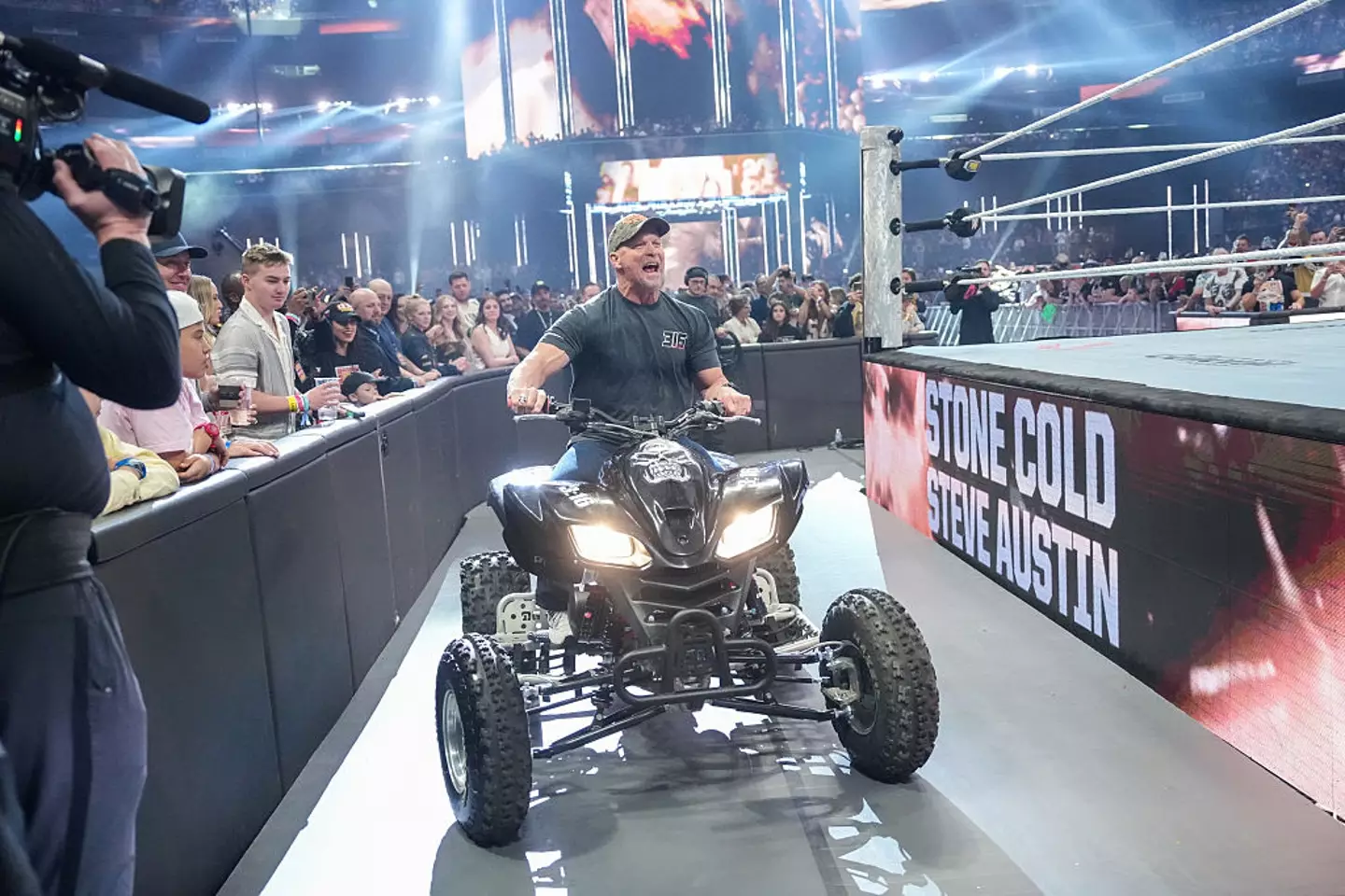 Stone Cold Steve Austin made a shock appearance at Wrestlemania 41.