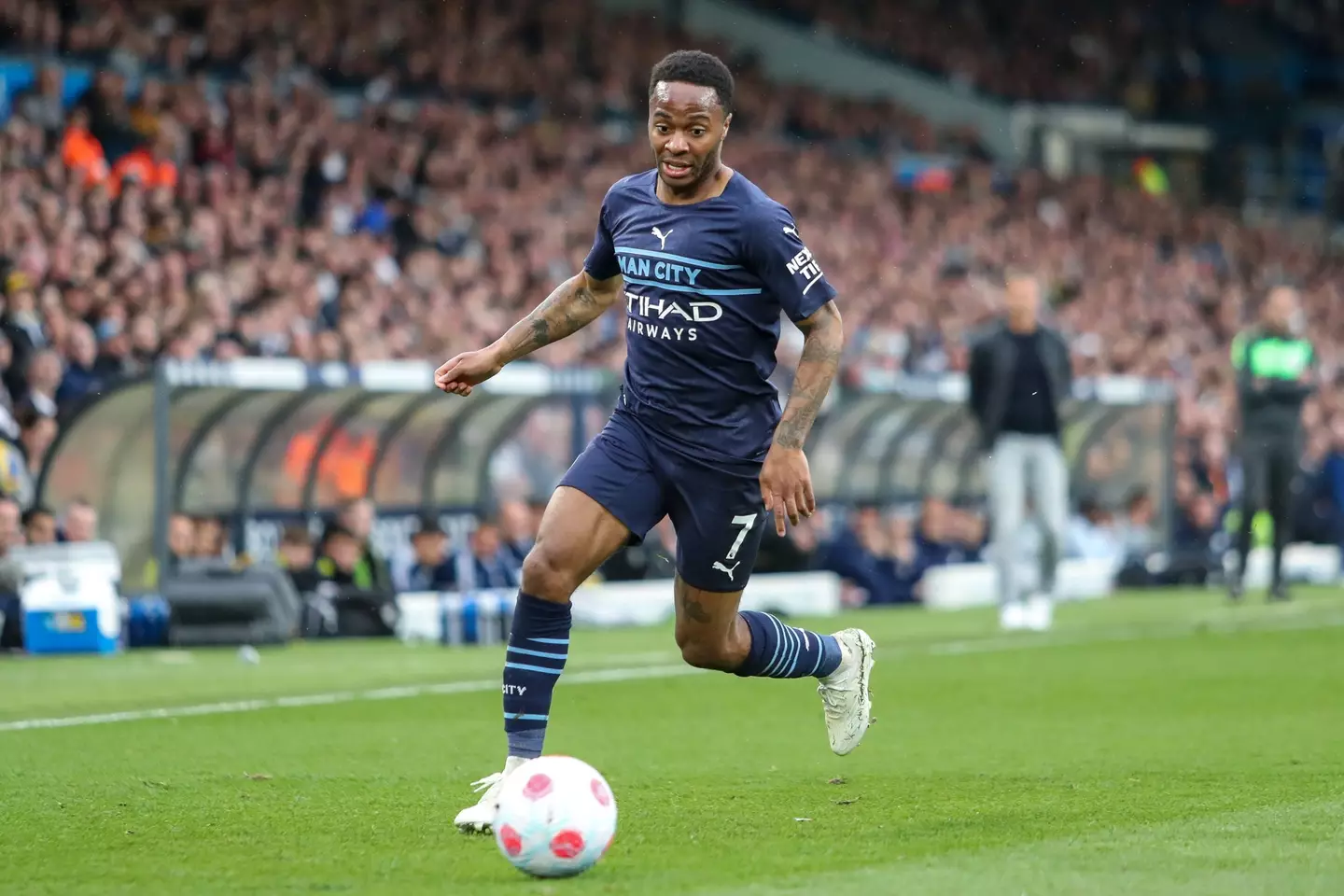Raheem Sterling #7 of Manchester City on the ball during the game. (Alamy)