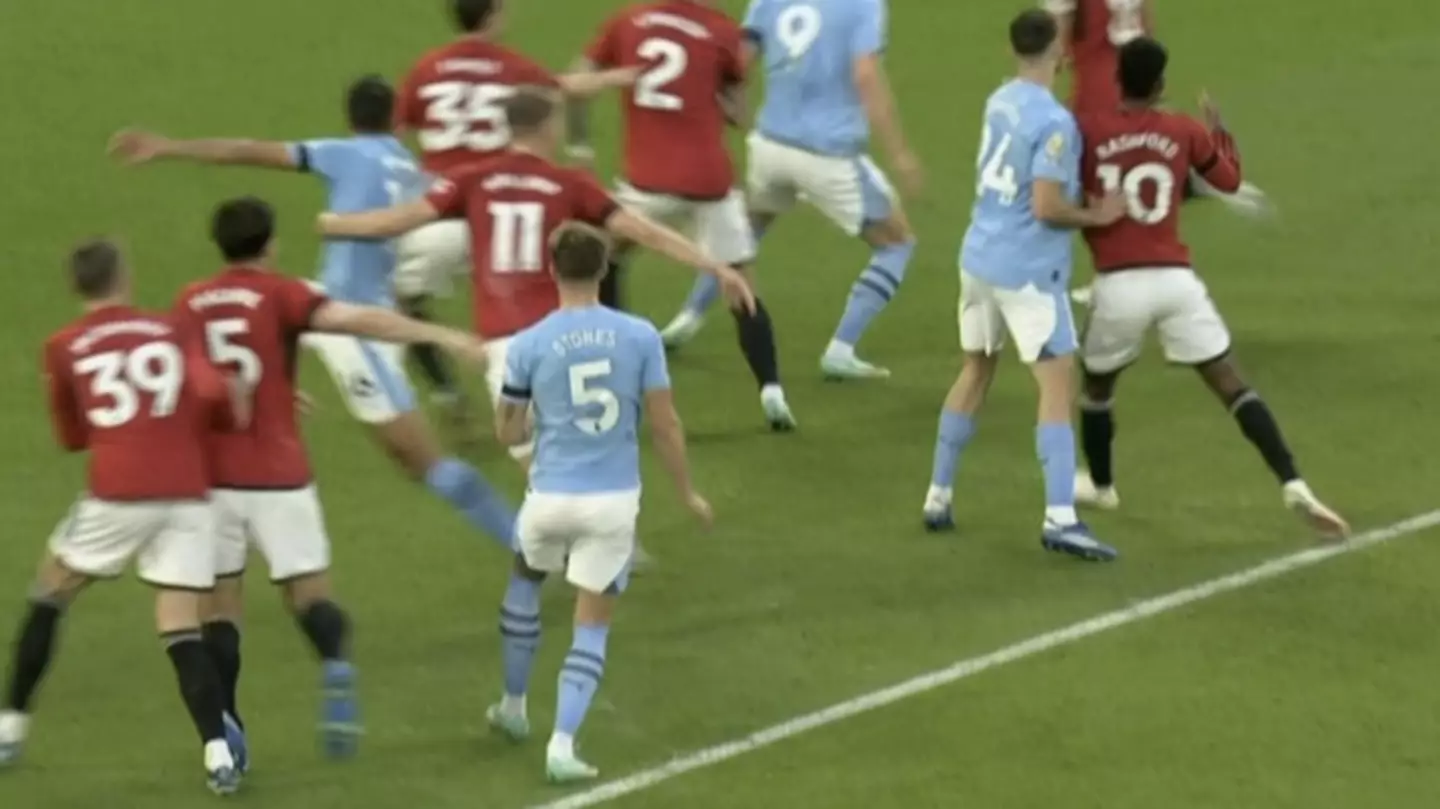 Erling Haaland puts Man City ahead vs Man Utd after controversial VAR penalty decision