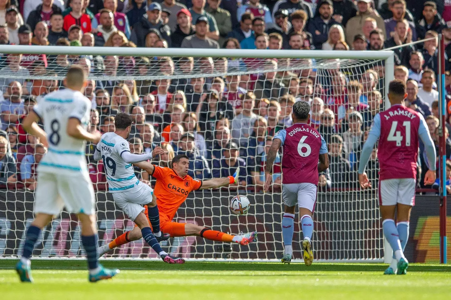 Mason Mount scores to make it 0-1 during the Premier League match Aston Villa vs Chelsea at Villa Park. (Alamy)