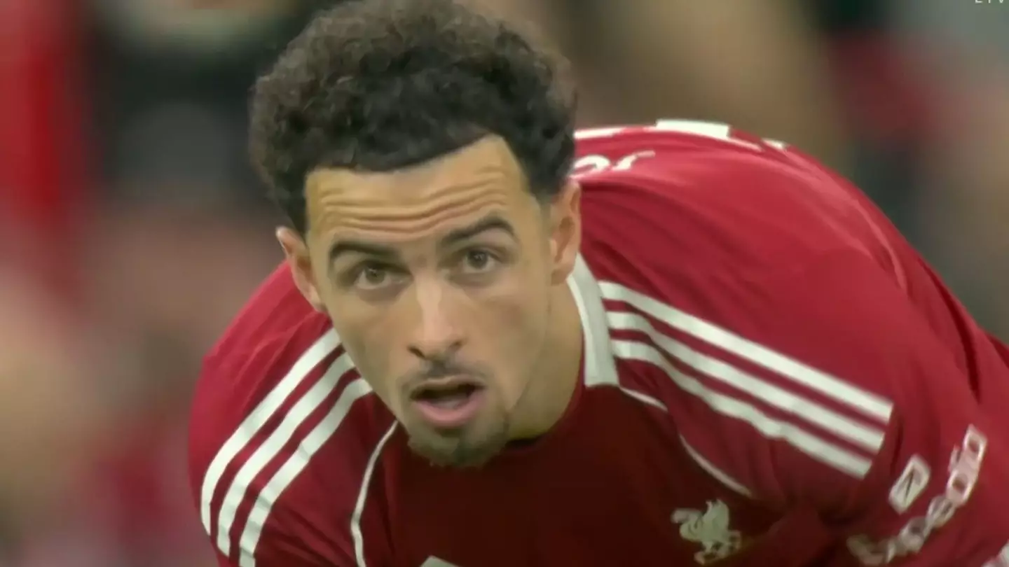 Curtis Jones Mocked for What He Did After Mo Salah's Miss vs Man Utd