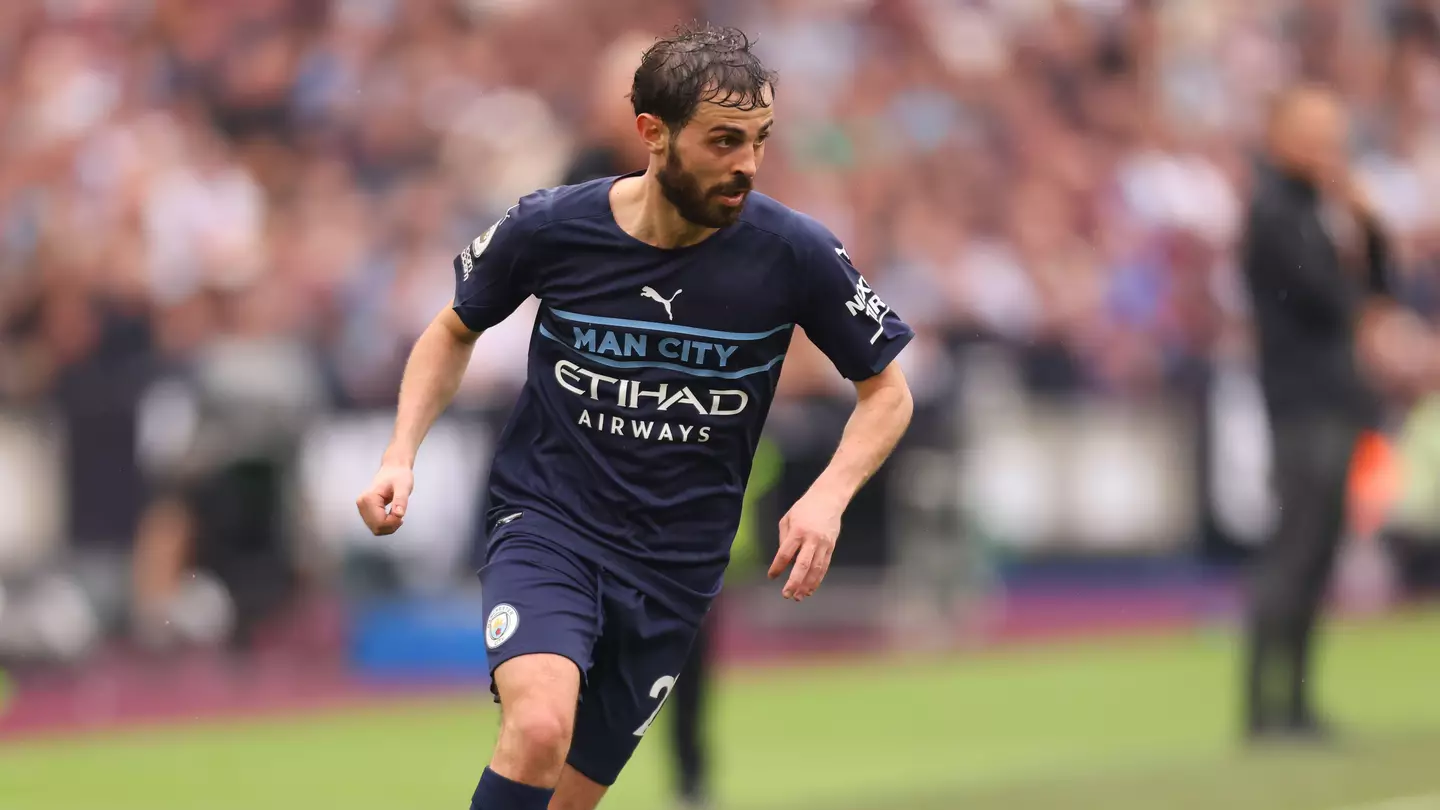 Barcelona Discuss Manchester City Star With Player's Agent In Meeting