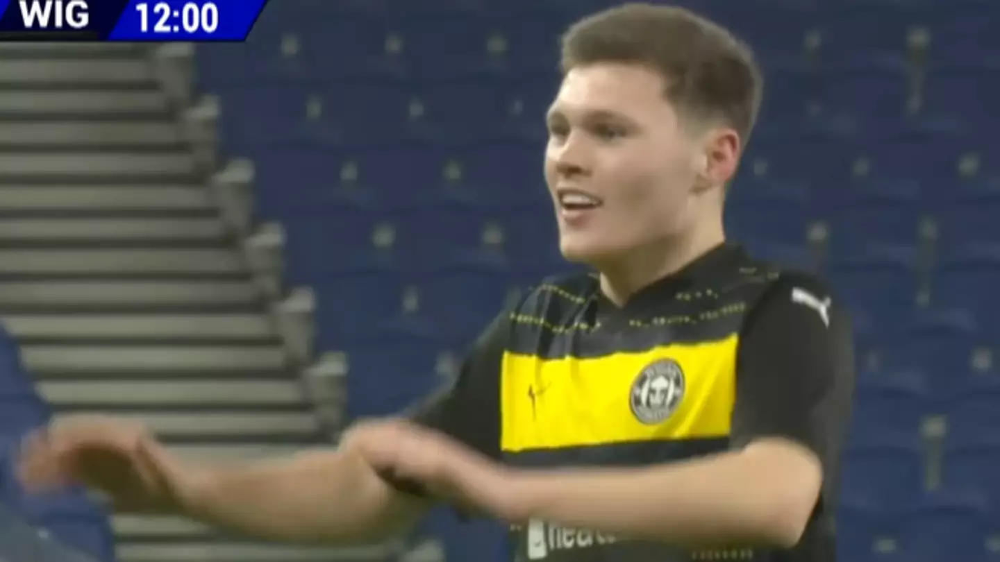 Fans are in total disbelief after seeing how first player to score at Everton's new stadium celebrated