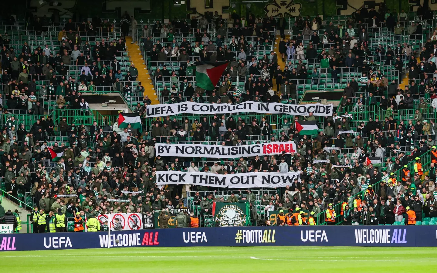 Celtic's banner unfurled against Braga. Image: Getty