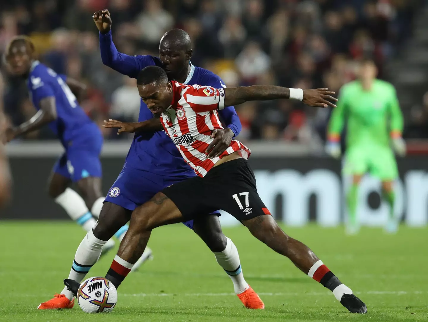 Ivan Toney of Brentford and Kalidou Koulibaly of Chelsea challenge for the ball during the Premier League match. (Alamy)