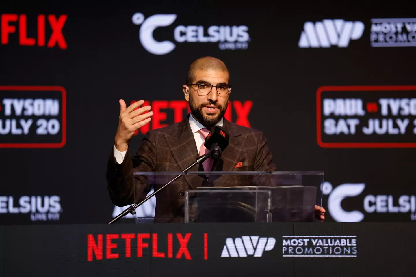 Helwani does not expect to appear on the Joe Rogan Experience. Image: Getty