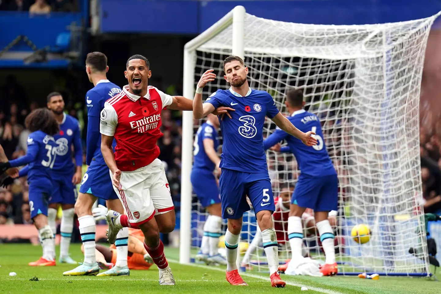 Arsenal celebrating Gabriel's goal against Chelsea. (Alamy)