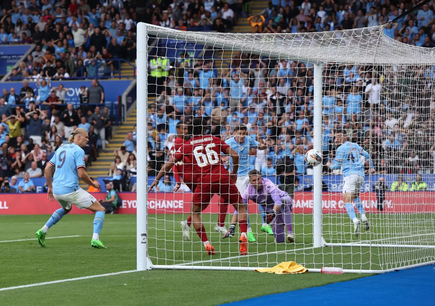 Alvarez scored his first City goal on Saturday (Paul Marriott / Alamy)