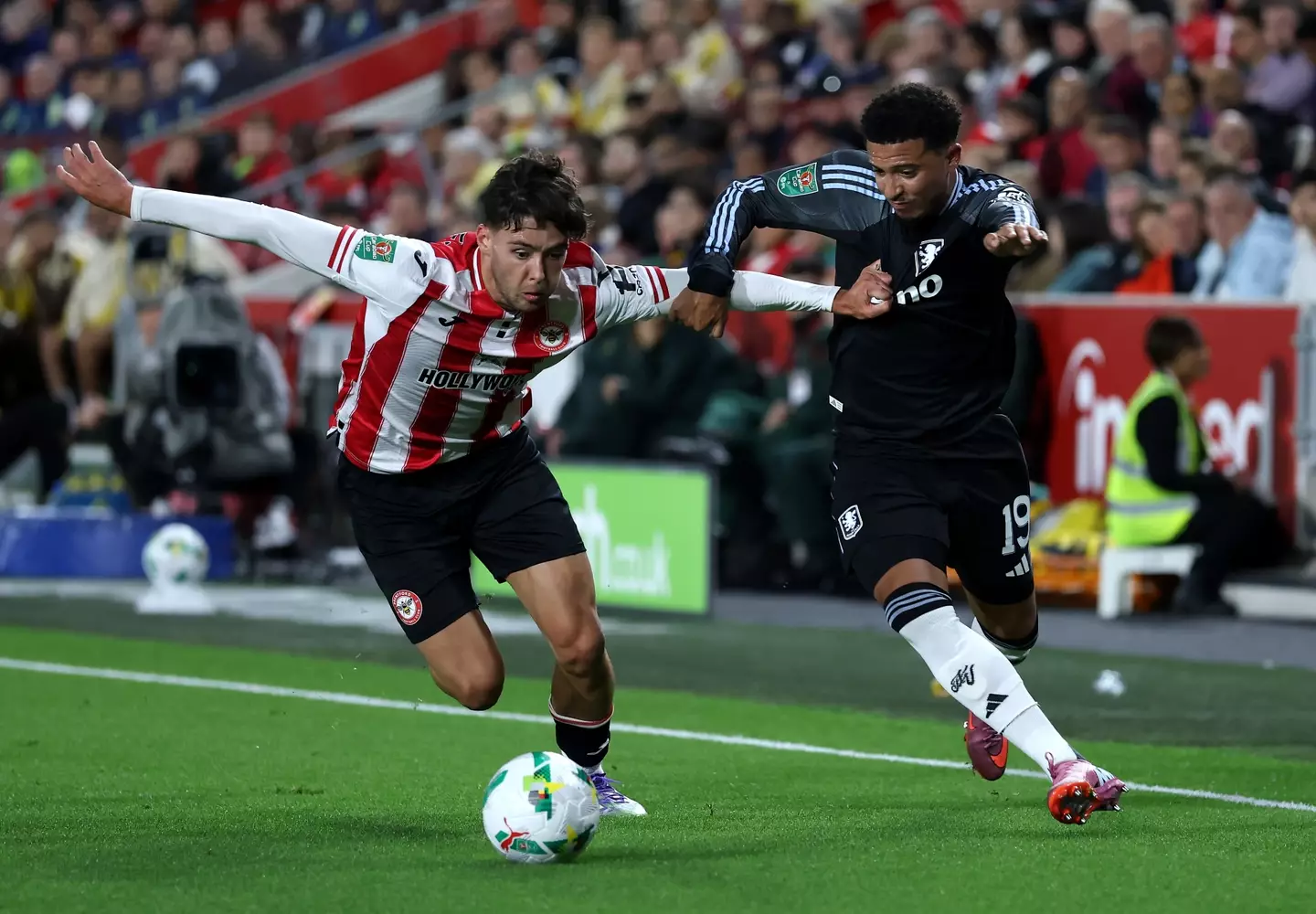 Jadon Sancho in action against Brentford (Image: Getty)