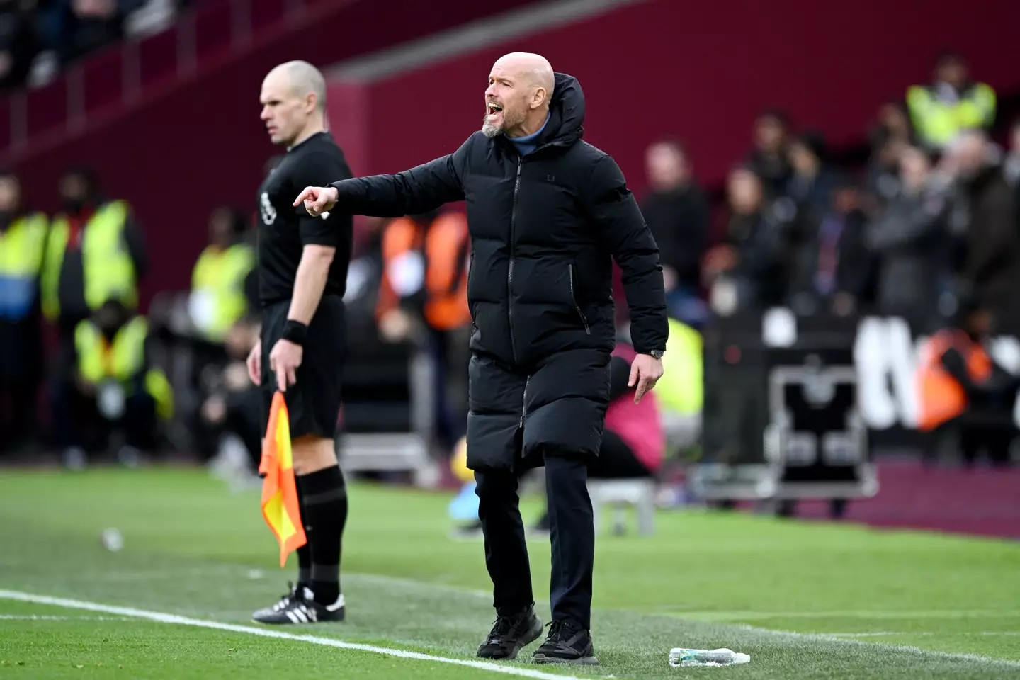 Erik ten Hag during West Ham United vs. Manchester United. Image: Getty