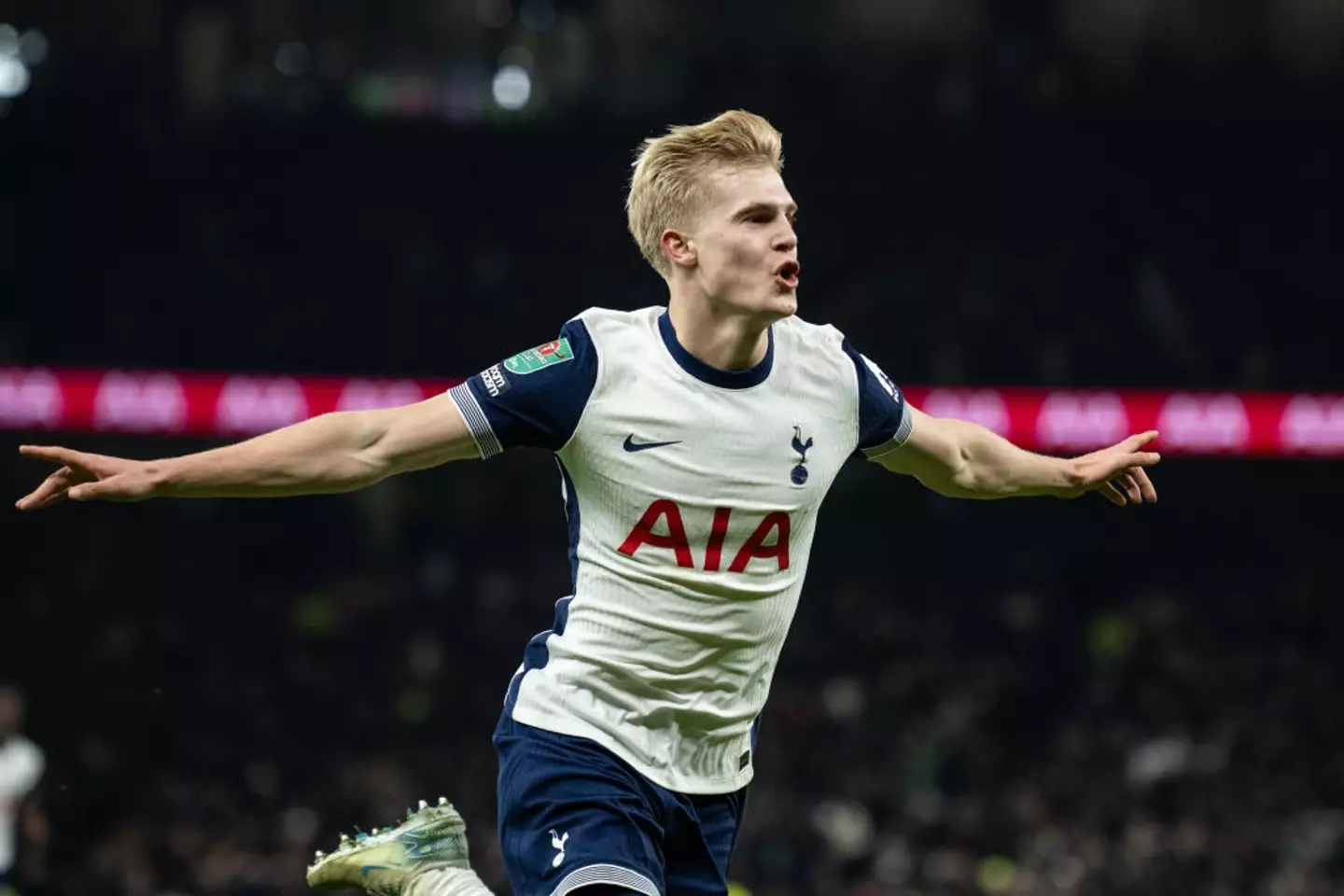Lucas Bergvall scored Tottenham's winner against Liverpool in the Carabao Cup semi-final. (Image: Getty)