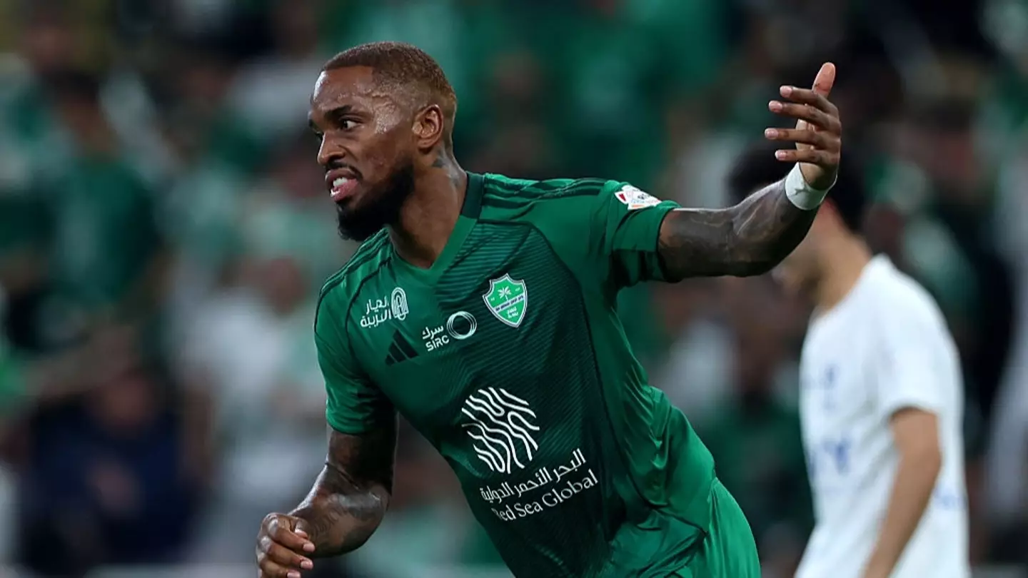 Ivan Toney Sparks Mass Brawl After Mocking Goalkeeper With Coldest Penalty