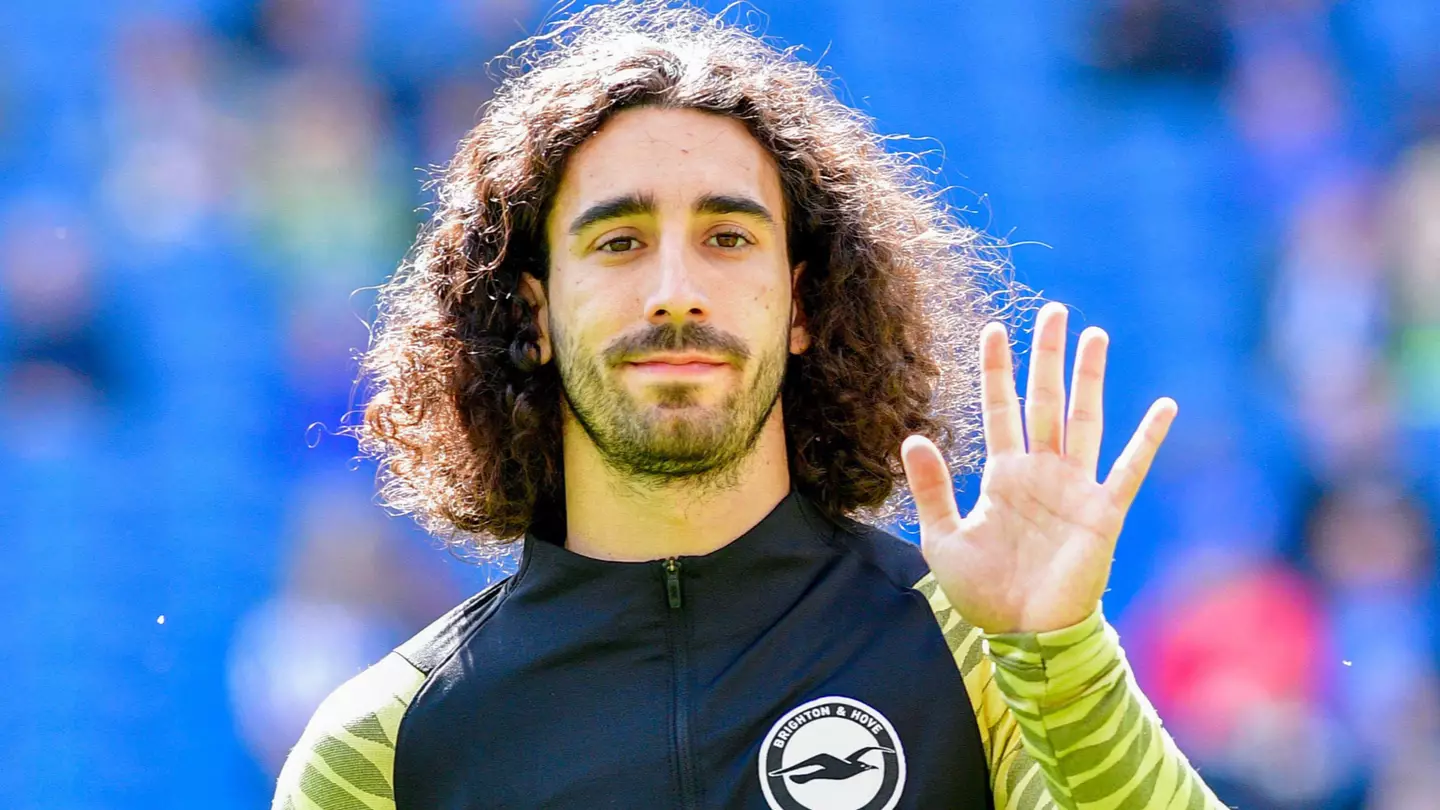 Marc Cucurella of Brighton waving. (Alamy)