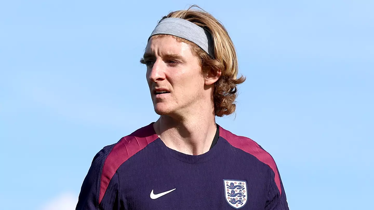 Newcastle Fans Furious as Anthony Gordon Image Circulates After Liverpool Red