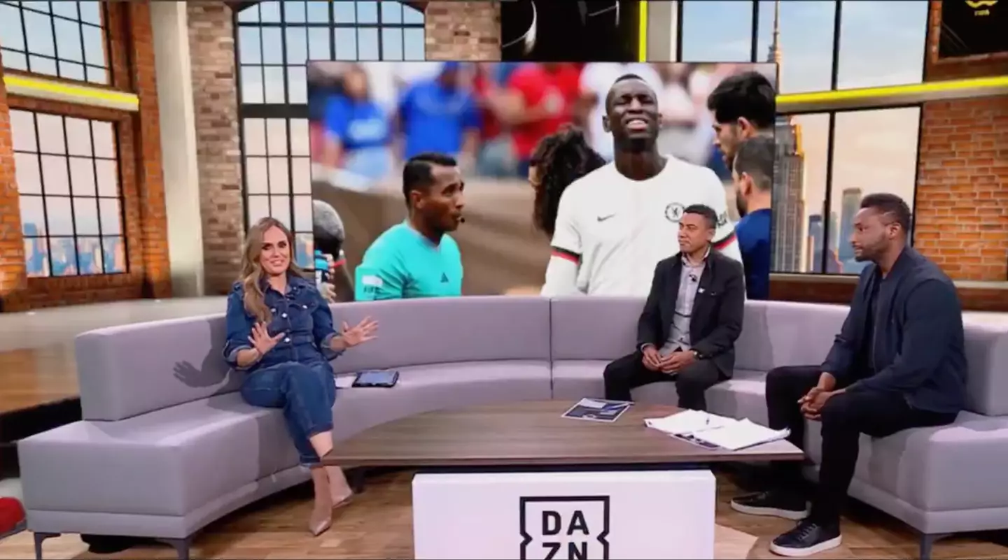 Kelly Somers was forced to apologise live on DAZN. Image: DAZN