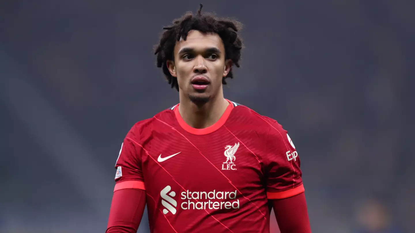 "He's getting found out" - Liverpool star brutally slammed for his performance against Man United