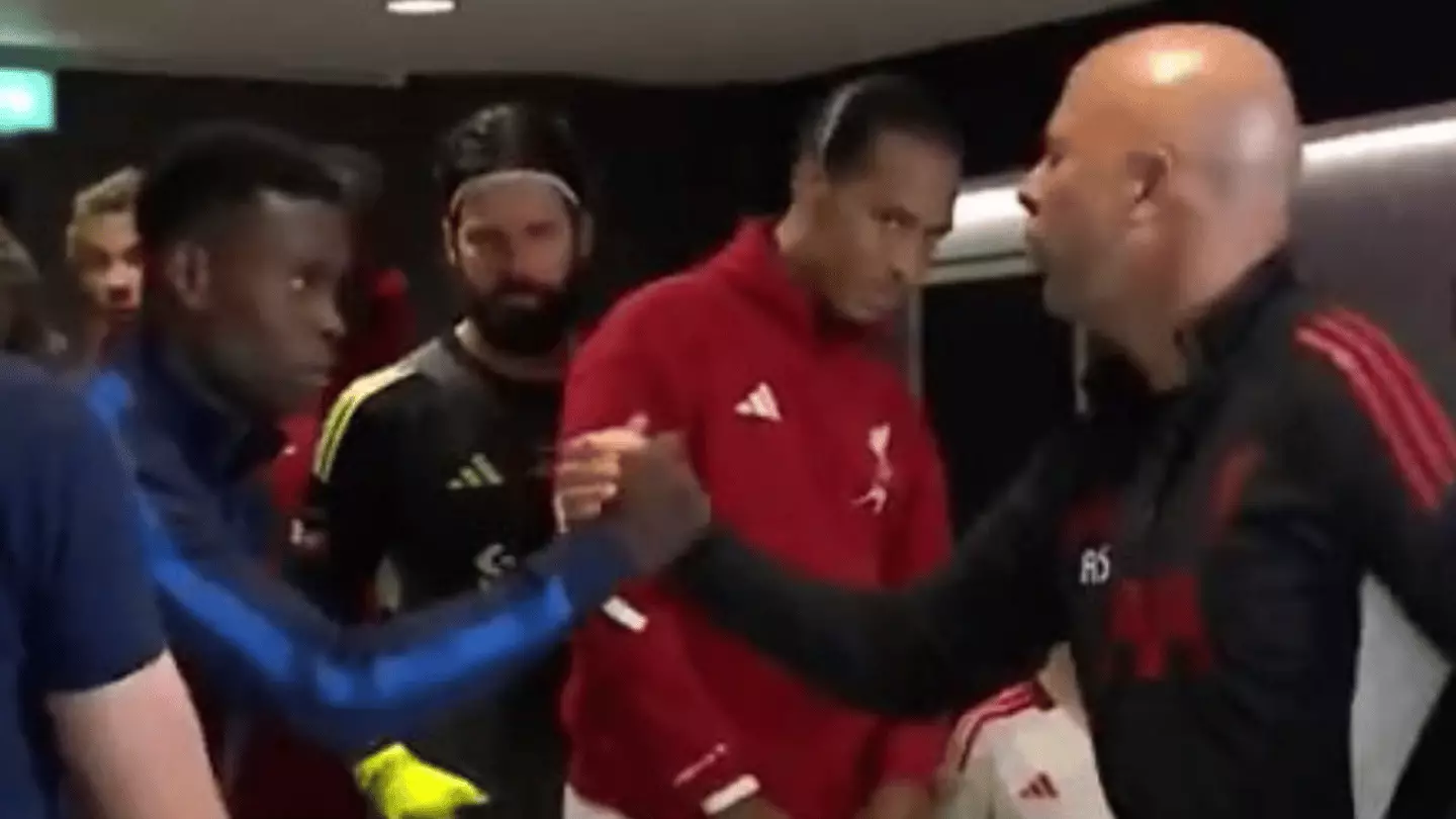 Virgil van Dijk's reaction to Arne Slot shaking hands with Marc Guehi before Community Shield spotted