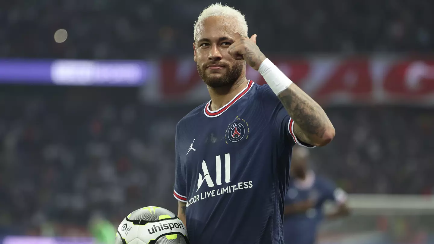 Paris Saint-Germain Offer Neymar To Manchester City - Club's Stance On Potential Transfer Revealed
