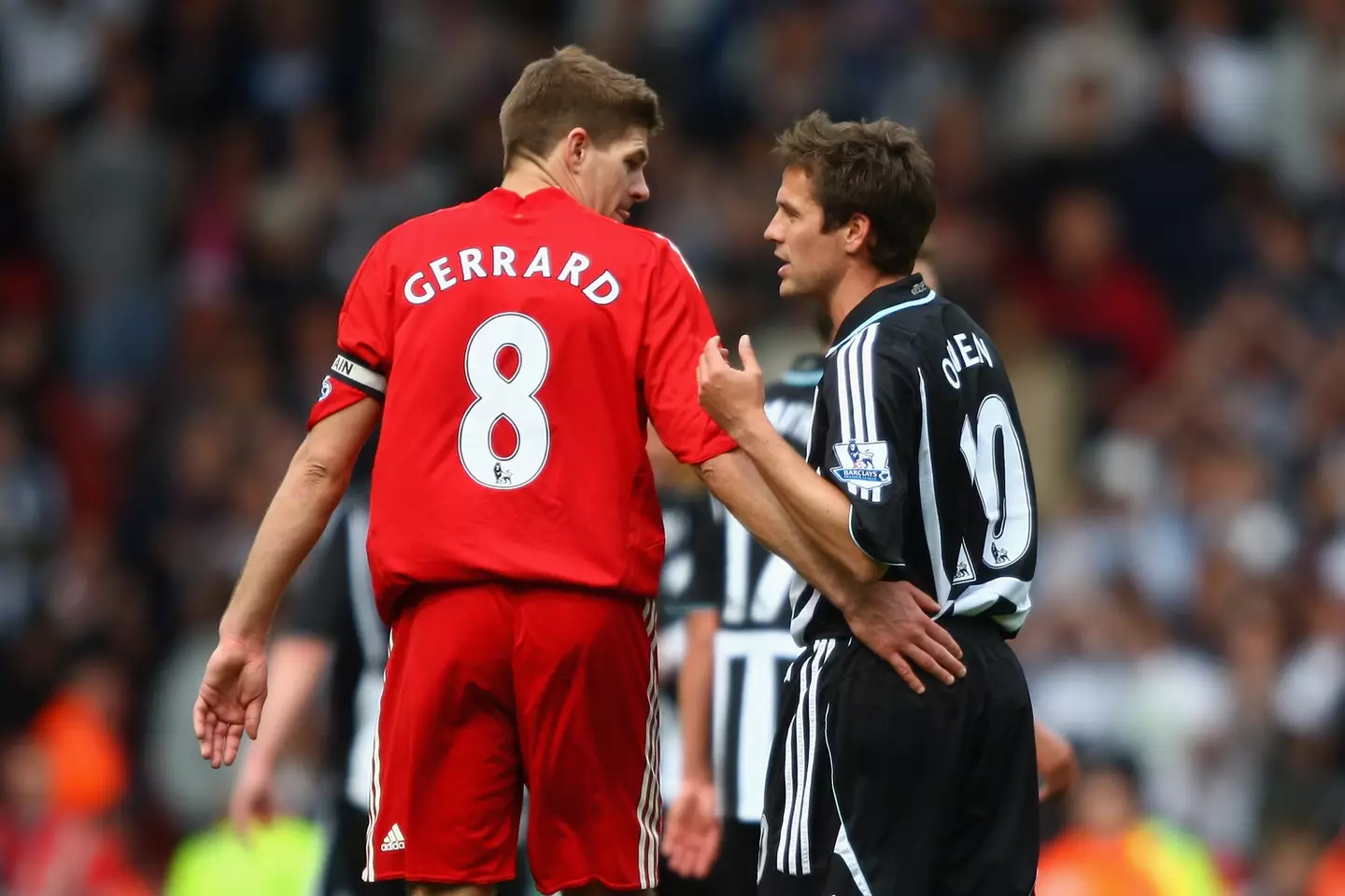 Owen and his former Liverpool teammate Steven Gerrard. Image credit: Getty