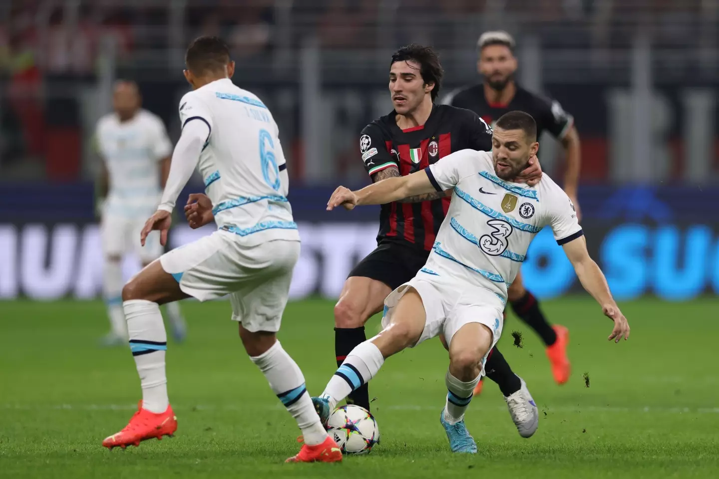 Mateo Kovacic against AC Milan. (Alamy)