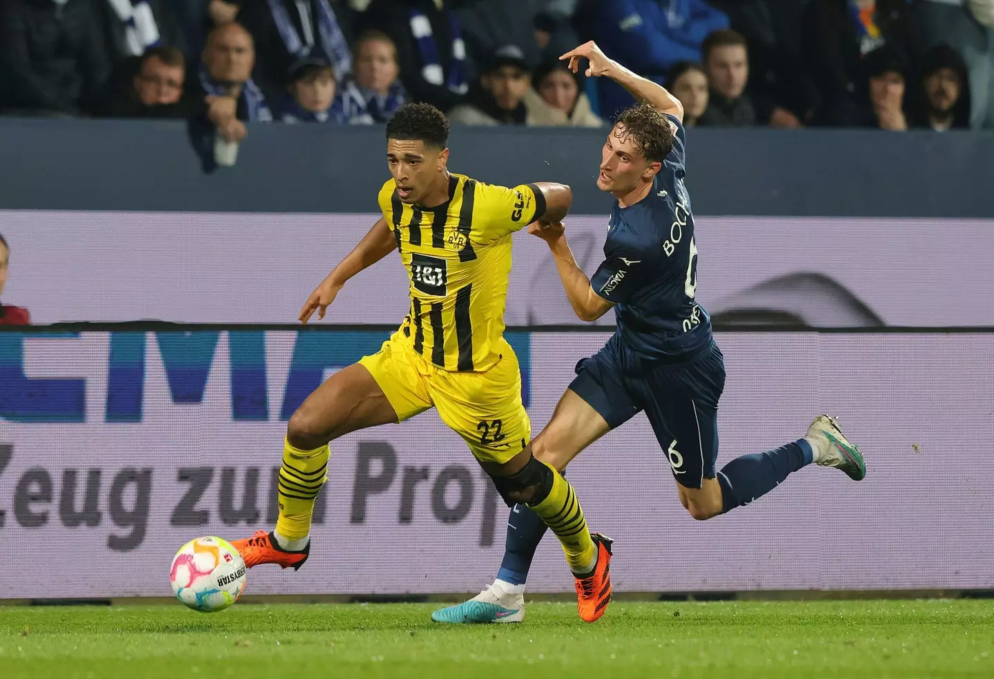 Jude Bellingham in action for Borussia Dortmund. Image: Alamy 