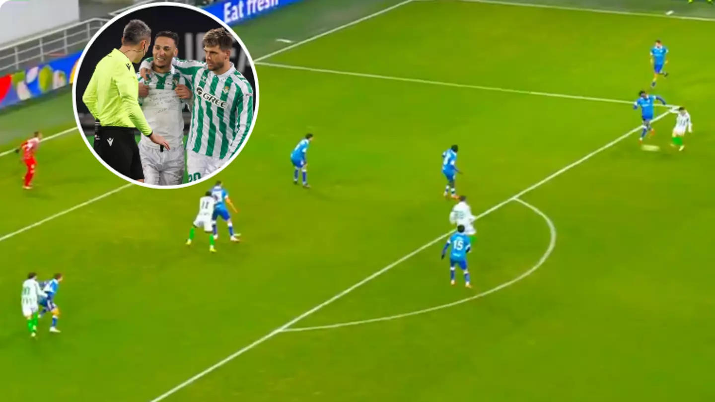 Antony scores for Real Betis with superb effort from outside the box and it's got people making same point