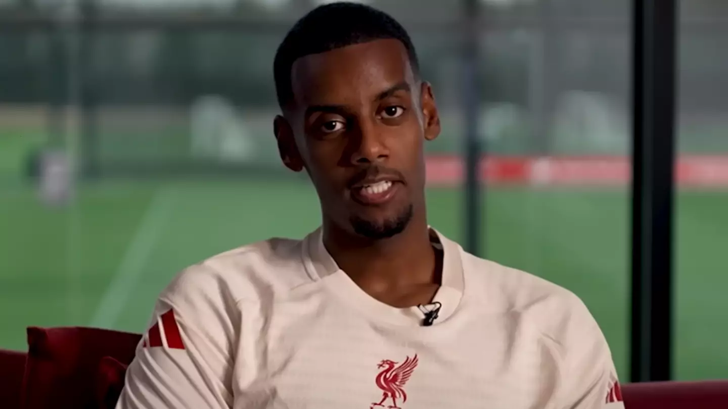 Alexander Isak Aims Subtle Dig at Newcastle During First Liverpool Interview