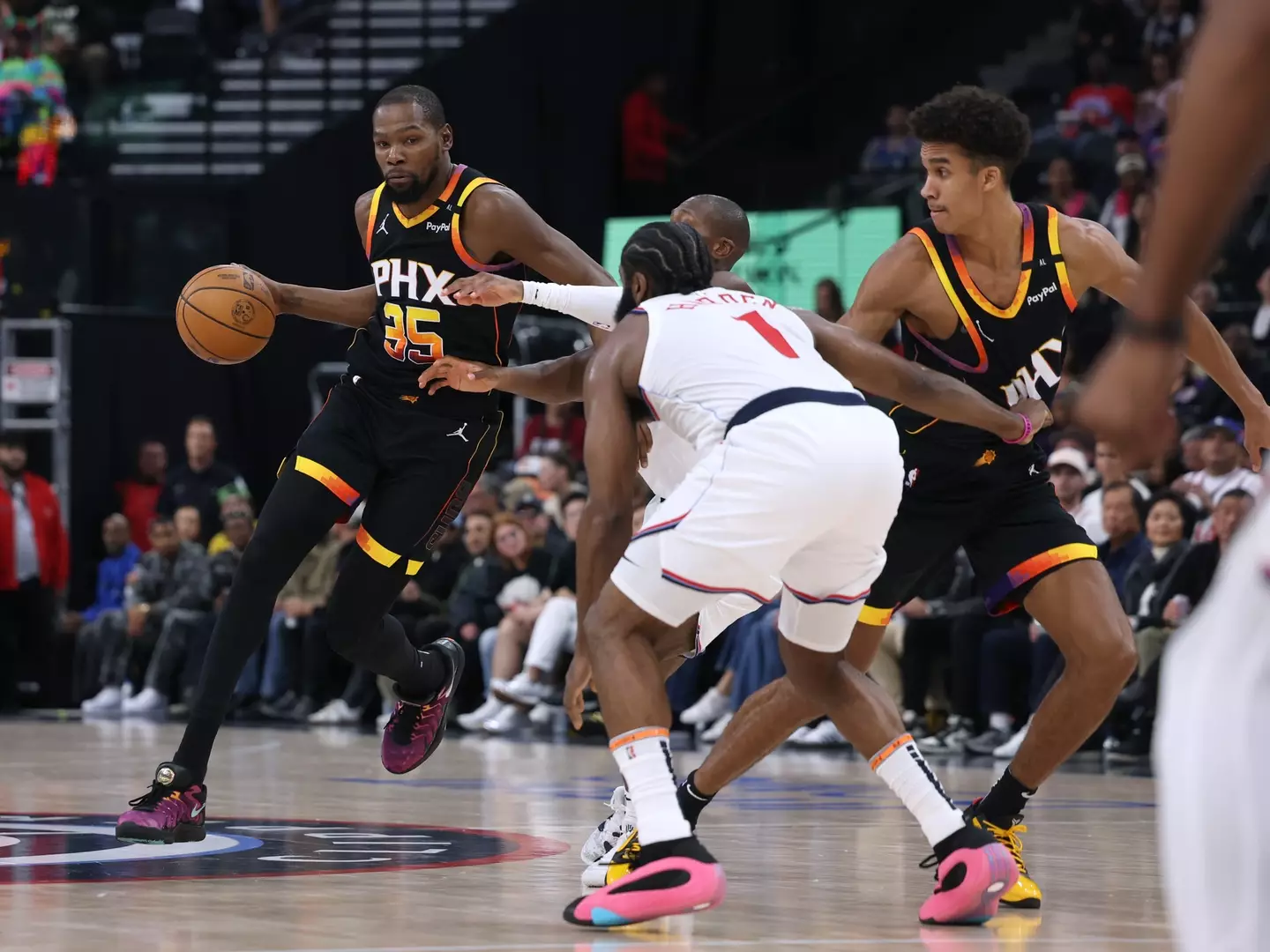 Kevin Durant in action for the Phoenix Suns. Image: Getty