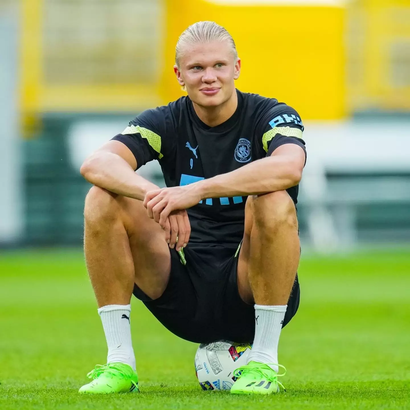 Erling Haaland started his first Man City game (ManCity.com)