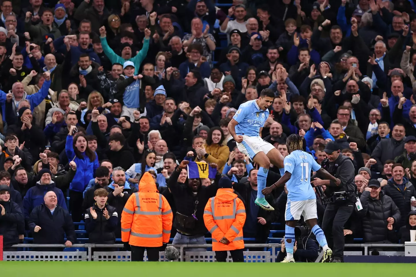 Manchester City fans celebrate Rodri's goal against Aston Villa. Image: Getty